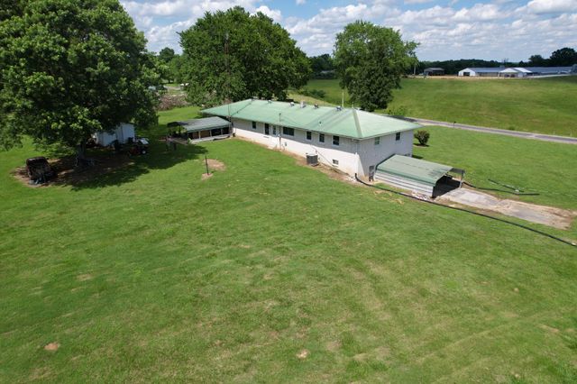 59 Hardin Loop, Westpoint, TN 38486