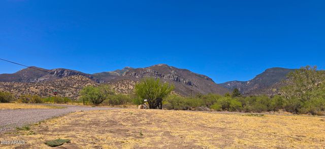 5693 S CALLE METATE Boulevard, Sierra Vista, AZ 85650