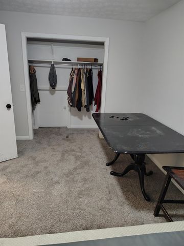 450 North Blvd West, Huntington, WV 25701