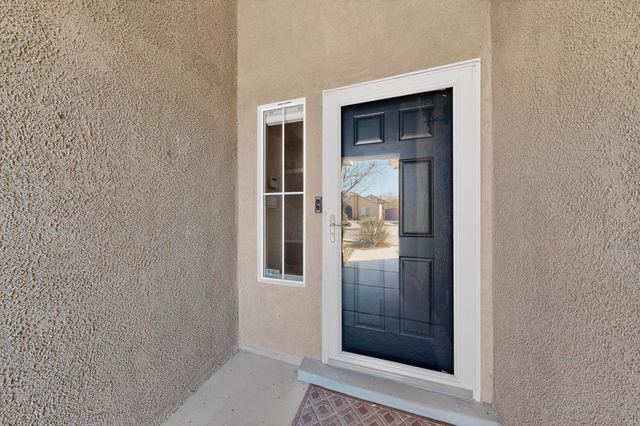 425 Paseo Vista Loop NE, Rio Rancho, NM 87124