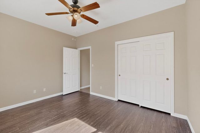 425 Paseo Vista Loop NE, Rio Rancho, NM 87124