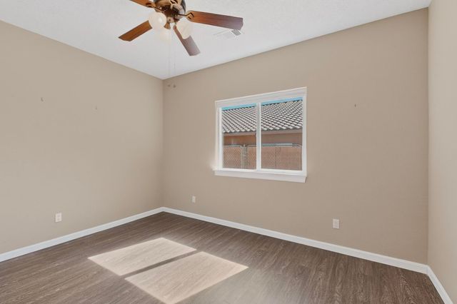 425 Paseo Vista Loop NE, Rio Rancho, NM 87124