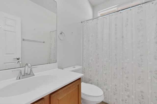 425 Paseo Vista Loop NE, Rio Rancho, NM 87124