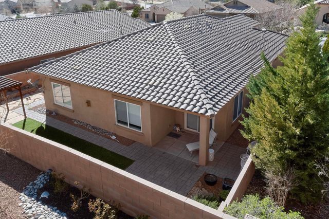 425 Paseo Vista Loop NE, Rio Rancho, NM 87124