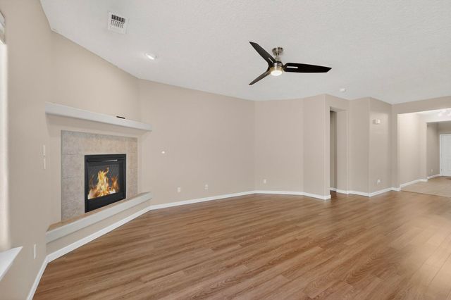 425 Paseo Vista Loop NE, Rio Rancho, NM 87124