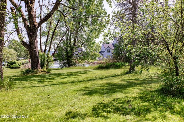 64 Kaydeross Park Road, Saratoga Springs, NY 12866