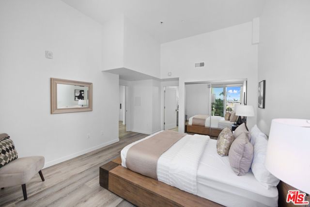 1055 S Serrano Avenue 505, Los Angeles, CA 90006