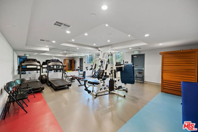 1055 S Serrano Avenue 505, Los Angeles, CA 90006