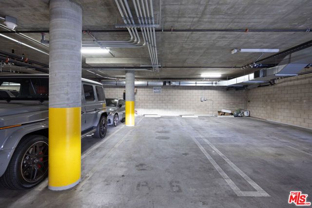 1055 S Serrano Avenue 505, Los Angeles, CA 90006
