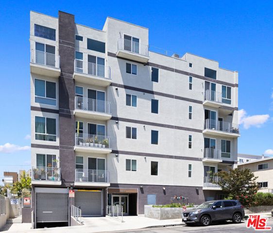 1055 S Serrano Avenue 505, Los Angeles, CA 90006