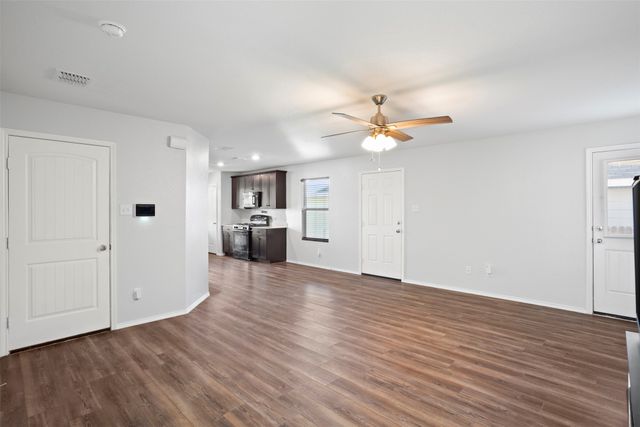 5560 Mcclelland Street, Forney, TX 75126