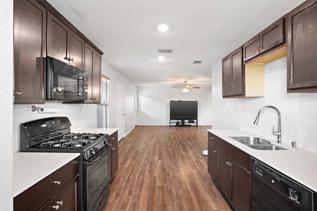 5560 Mcclelland Street, Forney, TX 75126