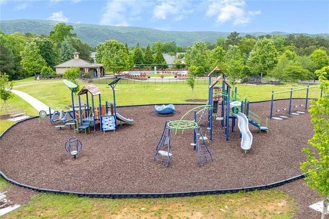 105 Pinebrook Drive, Waleska, GA 30183