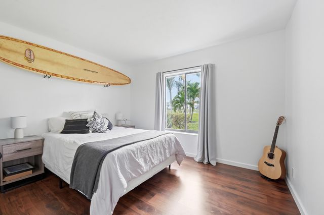 1109 Green Pine Boulevard G1, West Palm Beach, FL 33409