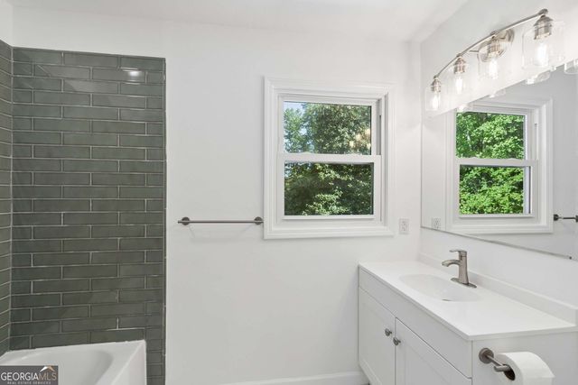 14030 Cogburn Road, Milton, GA 30004