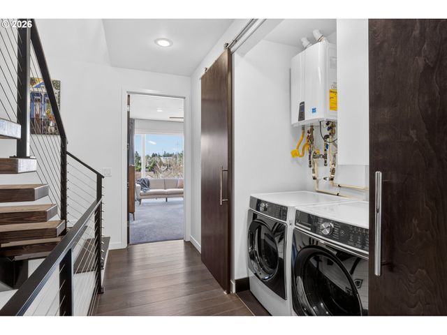 5248 Ne COUCH St, Portland, OR 97213