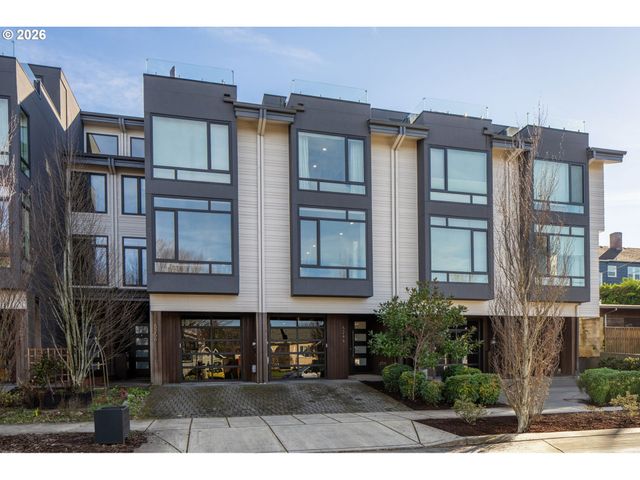 5248 Ne COUCH St, Portland, OR 97213