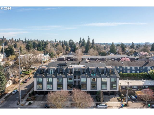 5248 Ne COUCH St, Portland, OR 97213