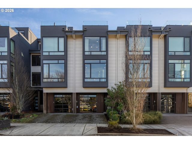 5248 Ne COUCH St, Portland, OR 97213