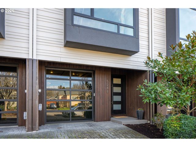 5248 Ne COUCH St, Portland, OR 97213