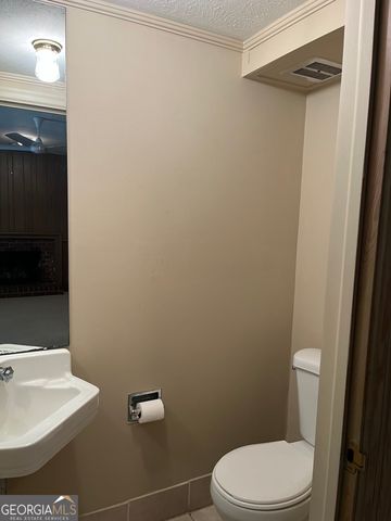 1802 Pine Forest Circle, Dublin, GA 31021