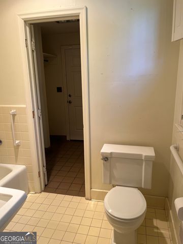 1802 Pine Forest Circle, Dublin, GA 31021