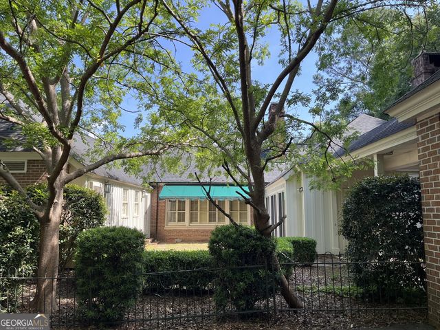 1802 Pine Forest Circle, Dublin, GA 31021