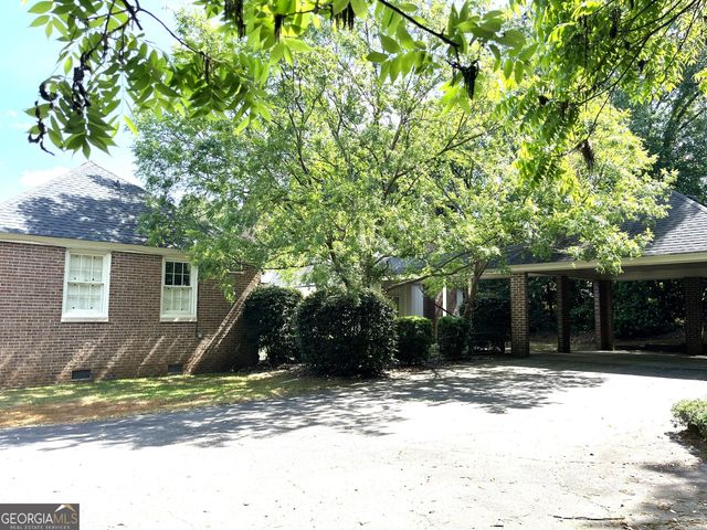 1802 Pine Forest Circle, Dublin, GA 31021