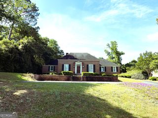 1802 Pine Forest Circle, Dublin, GA 31021