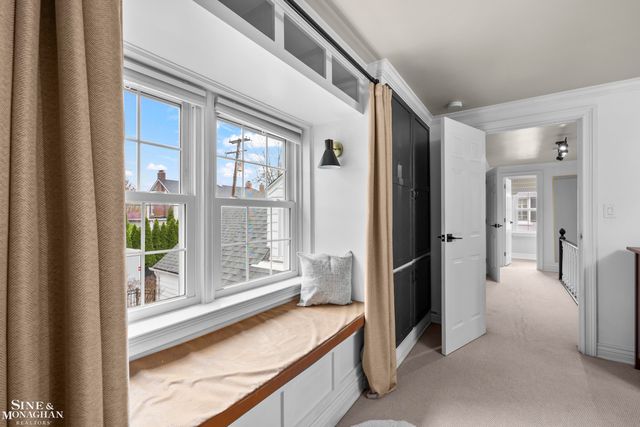 1101 Grayton Street, Grosse Pointe Park, MI 48230