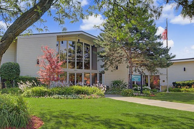 701 FORUM Square 210, Glenview, IL 60025