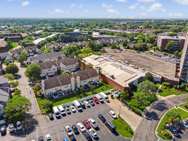 701 FORUM Square 210, Glenview, IL 60025