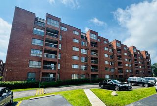 701 FORUM Square 210, Glenview, IL 60025