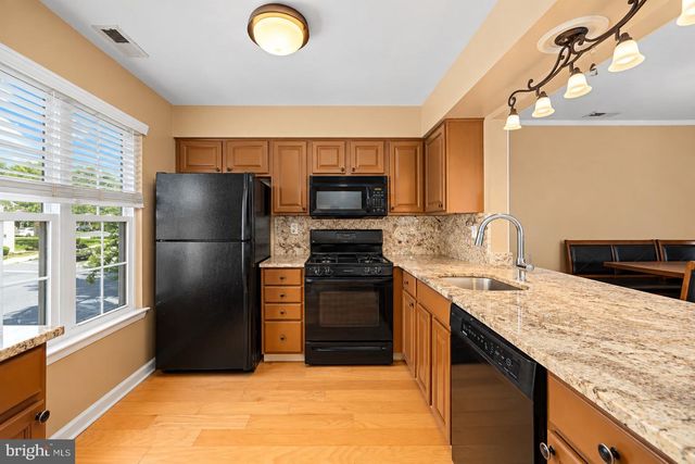 204 BOOTHBY CT, Sewell, NJ 08080