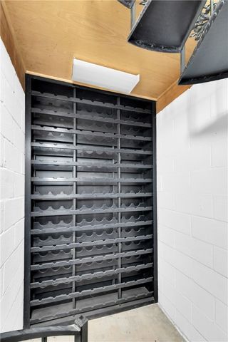 10 Spring Valley Road, Bentonville, AR 72712