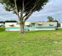 1379 Chobee Street, Okeechobee, FL 34974