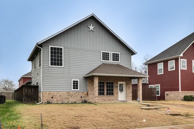 3233 Washington Street, Greenville, TX 75401