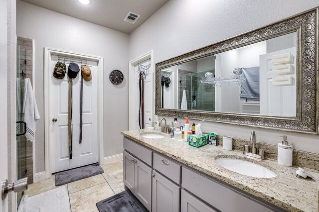 3233 Washington Street, Greenville, TX 75401