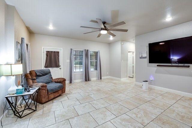 3233 Washington Street, Greenville, TX 75401