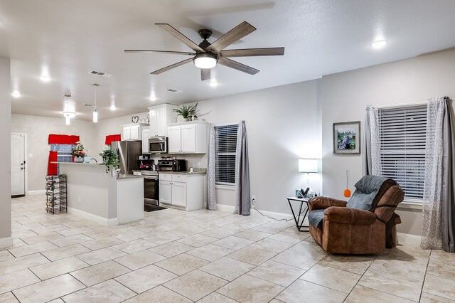 3233 Washington Street, Greenville, TX 75401