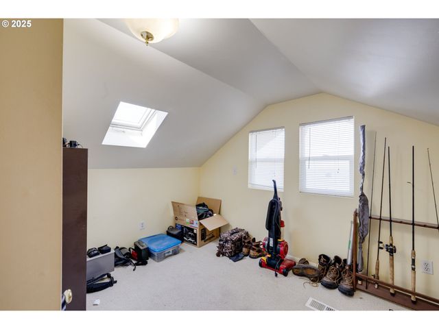 2977 GRAND Ave, Astoria, OR 97103