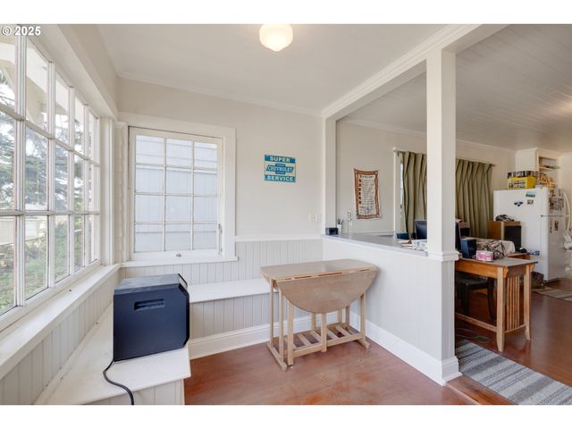 2977 GRAND Ave, Astoria, OR 97103