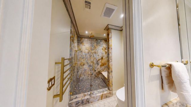 2635 W Lake Van Ness Circle, Fresno, CA 93711