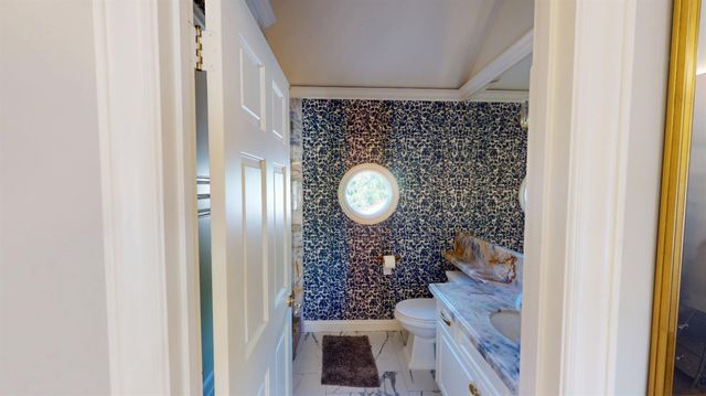 2635 W Lake Van Ness Circle, Fresno, CA 93711