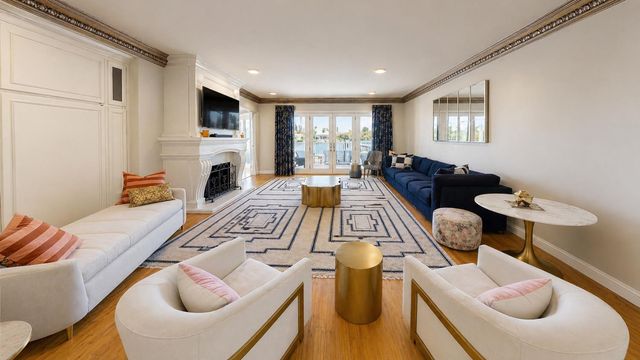 2635 W Lake Van Ness Circle, Fresno, CA 93711