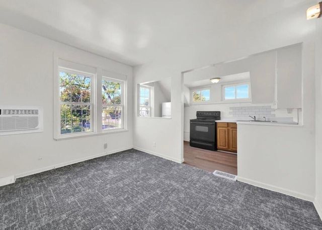 1732 10th Avenue, Port Huron, MI 48060