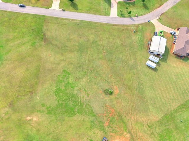 886 County Street 2922 Street, Tuttle, OK 73089