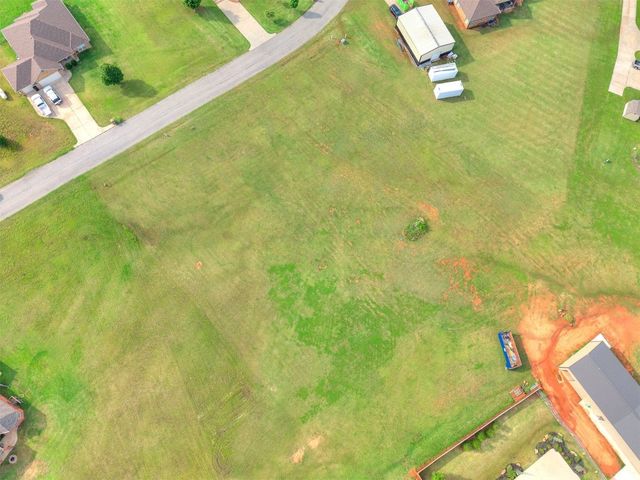 886 County Street 2922 Street, Tuttle, OK 73089