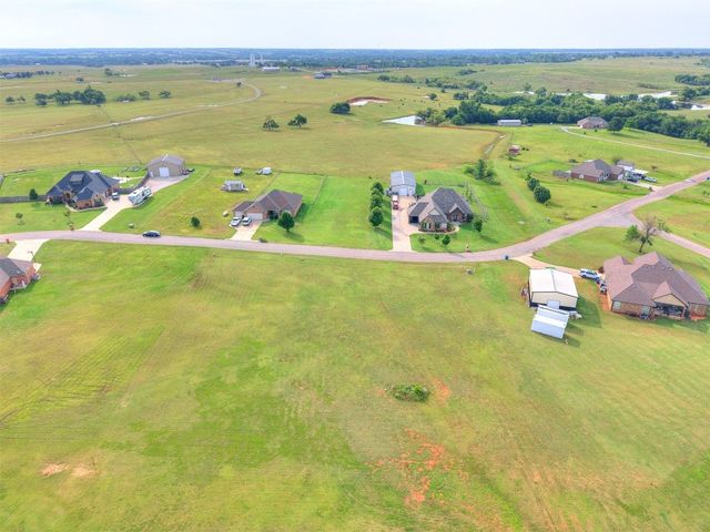 886 County Street 2922 Street, Tuttle, OK 73089