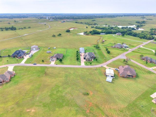 886 County Street 2922 Street, Tuttle, OK 73089